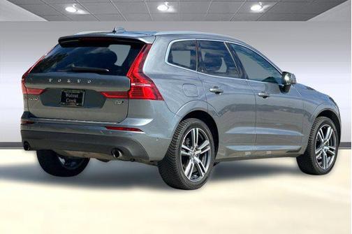 2019 Volvo XC60 T5 Momentum