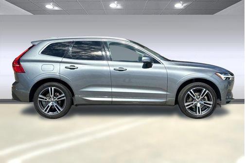2019 Volvo XC60 T5 Momentum
