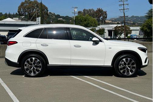 2025 Mercedes-Benz GLC 350e Base