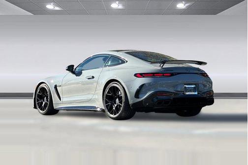 2026 Mercedes-Benz AMG GT 63 Pro