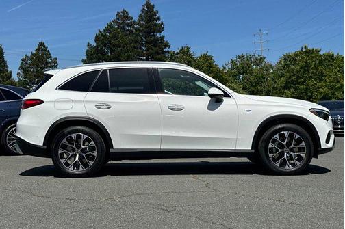 2025 Mercedes-Benz GLC 350e Base