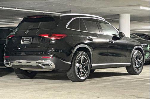 2026 Mercedes-Benz GLC 300 Base