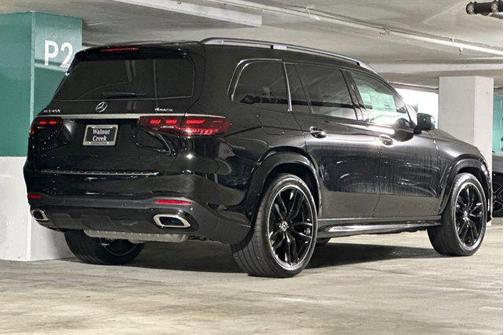 2026 Mercedes-Benz GLS 450 4MATIC