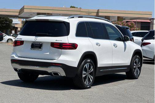 2025 Mercedes-Benz GLB 250 4MATIC