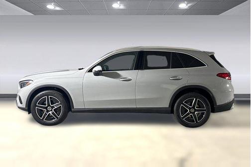 MANUFAKTUR Alpine Grey 2026 Mercedes-Benz GLC 300 4MATIC