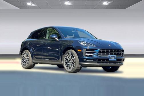 Blue 2019 Porsche Macan Macan
