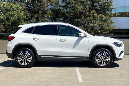 2025 Mercedes-Benz GLA 250 4MATIC