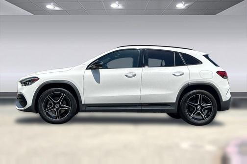 Polar White 2022 Mercedes-Benz GLA 250 4MATIC