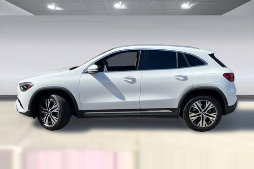 Polar White 2025 Mercedes-Benz GLA 250 4MATIC