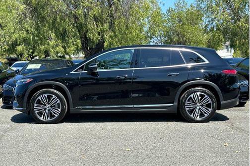 2026 Mercedes-Benz EQS 400 400