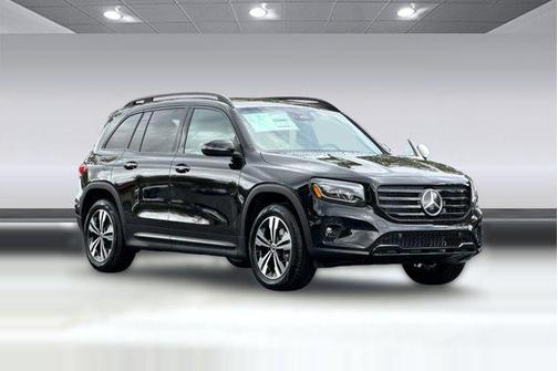 Night Black 2026 Mercedes-Benz GLB 250 4MATIC