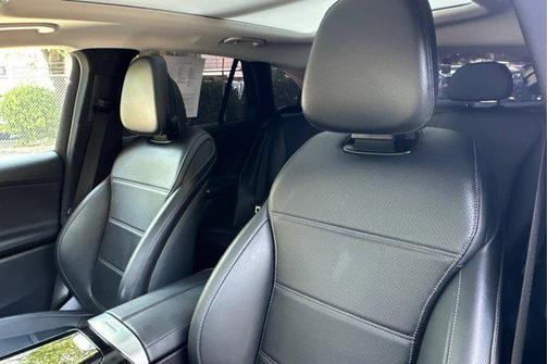 2024 Mercedes-Benz GLC 300 Base