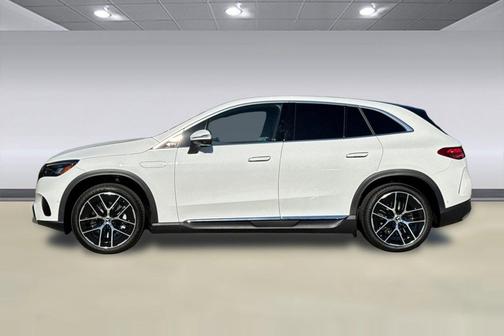 Polar White 2026 Mercedes-Benz EQE 320 320