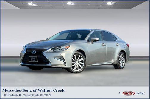 2016 Lexus ES 300h Base