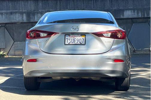 2016 Mazda Mazda3 i Sport