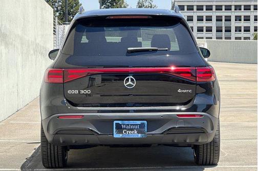 2024 Mercedes-Benz EQB 300 4MATIC