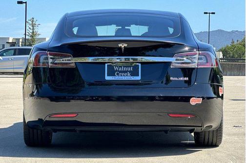 2020 Tesla Model S Performance