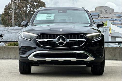 2025 Mercedes-Benz GLC 350e Base