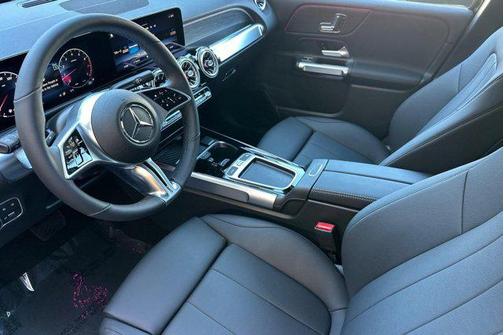 Night Black 2026 Mercedes-Benz GLB 250 4MATIC