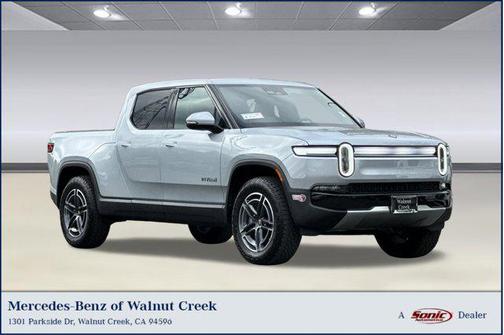 2025 Rivian R1T Adventure