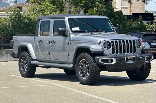2020 Jeep Gladiator Overland