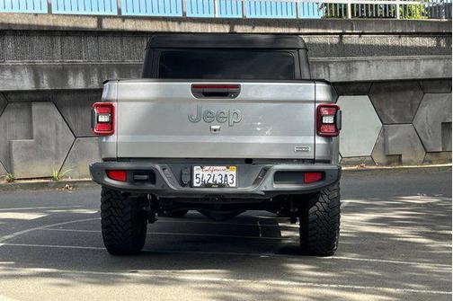 2020 Jeep Gladiator Overland