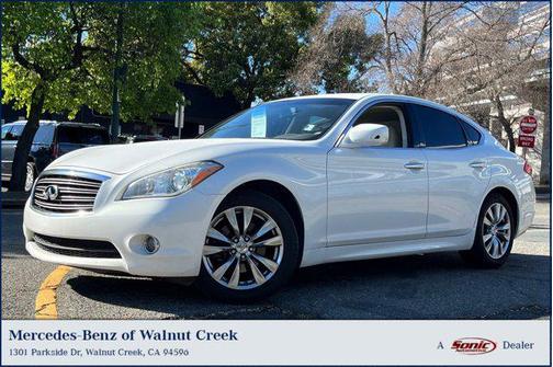 2013 INFINITI M37 Base