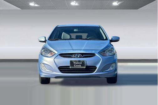 2013 Hyundai Accent SE