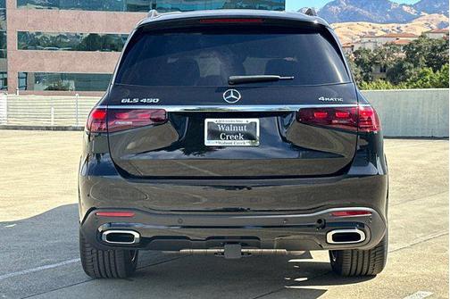 2025 Mercedes-Benz GLS 450 4MATIC