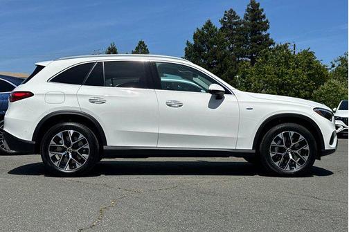 2025 Mercedes-Benz GLC 350e Base