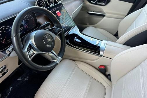 Black 2024 Mercedes-Benz GLC 300 4MATIC