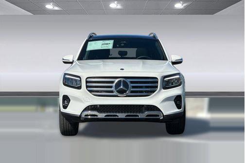 Polar White 2026 Mercedes-Benz GLB 250 Base