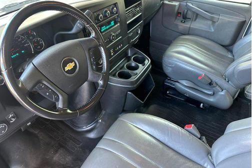 2022 Chevrolet Express 2500 RWD 2500 Extended Wheelbase WT