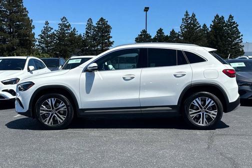 Polar White 2026 Mercedes-Benz GLA 250 4MATIC