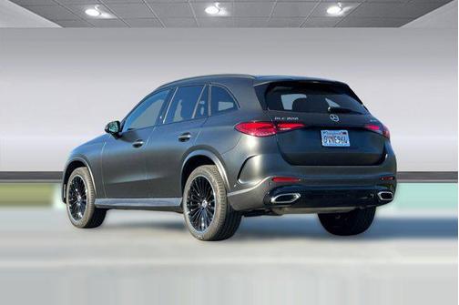 2025 Mercedes-Benz GLC 300 4MATIC