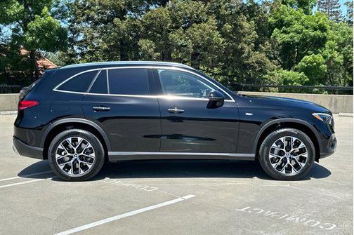 2025 Mercedes-Benz GLC 350e Base