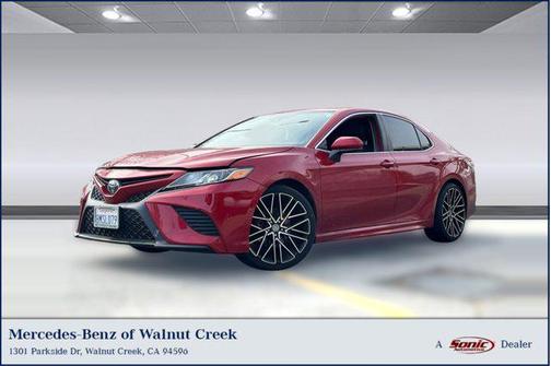 2019 Toyota Camry SE