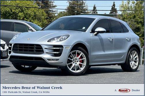 Rhodium Silver Metallic 2015 Porsche Macan Macan Turbo