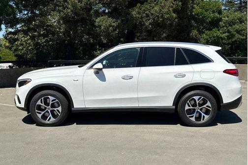 2025 Mercedes-Benz GLC 350e Base