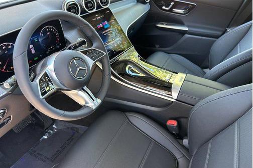 2025 Mercedes-Benz GLC 350e Base