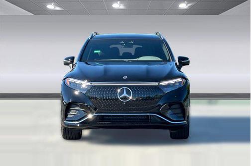 Black 2026 Mercedes-Benz EQS 550 550