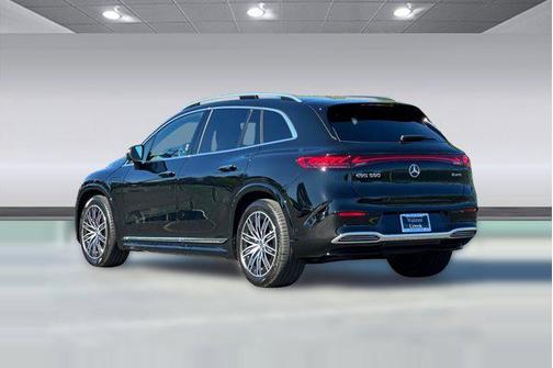 Black 2026 Mercedes-Benz EQS 550 550