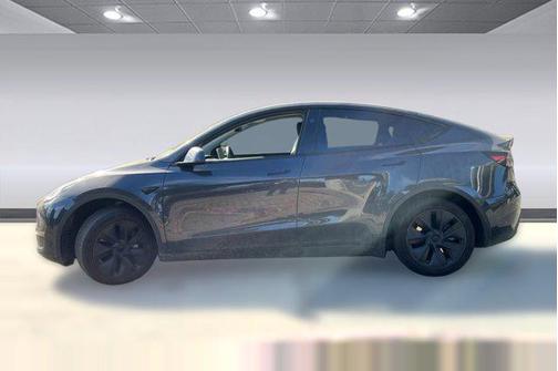 2024 Tesla Model Y Long Range Single Motor Rear-Wheel Drive
