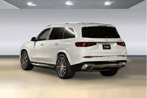 MANUFAKTUR Moonlight White Metallic 2026 Mercedes-Benz Maybach GLS 600 4MATIC