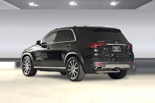 Obsidian Black Metallic 2026 Mercedes-Benz GLE 350 4MATIC