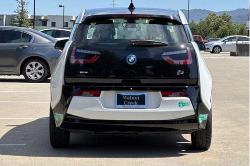 2015 BMW i3 Base w/Range Extender