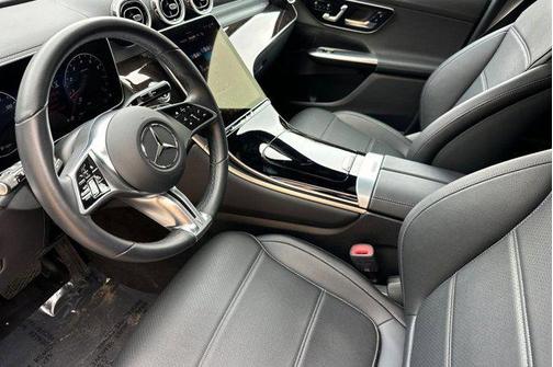 2025 Mercedes-Benz GLC 300 4MATIC