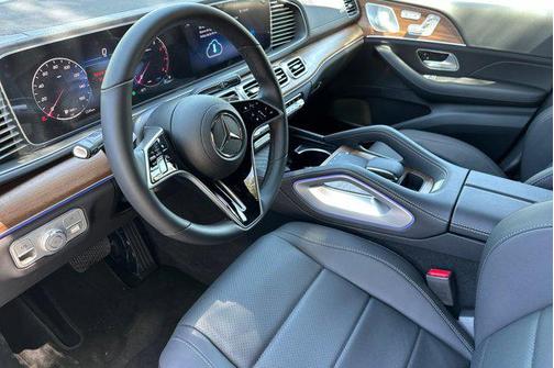 2025 Mercedes-Benz GLE 450 4MATIC