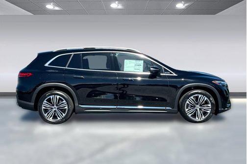 Black 2026 Mercedes-Benz EQS 400 400