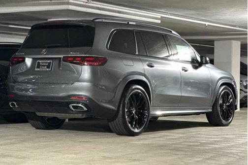 2026 Mercedes-Benz GLS 450 4MATIC
